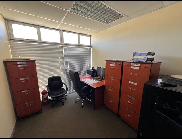 M² BUILDING FOR SALE IN BENDOR